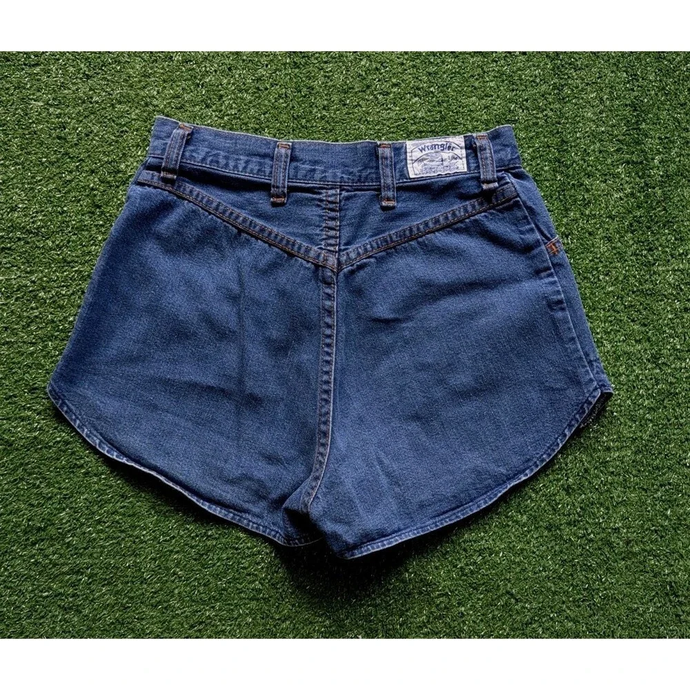 Vintage 70s Wrangler High Waist 25 Shorts Juniors 7 Western Yoke Rodeo USA Made